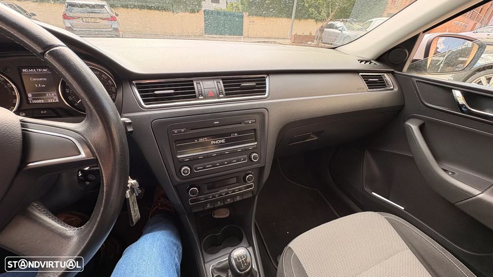 Skoda Rapid 1.6 TDI Active - 11