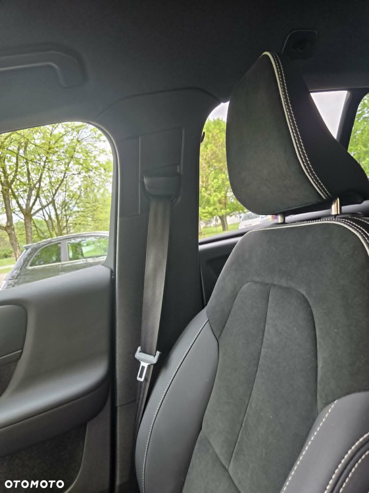 Volvo XC 40 - 10