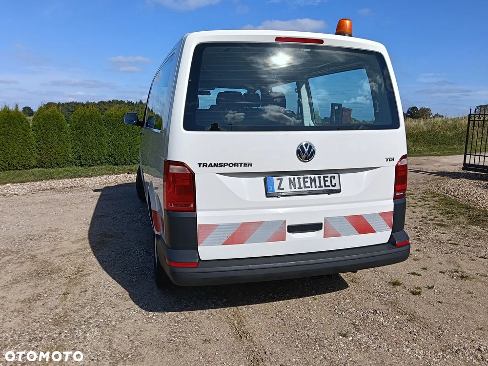 Volkswagen T6 Long 7 osobowy - 17