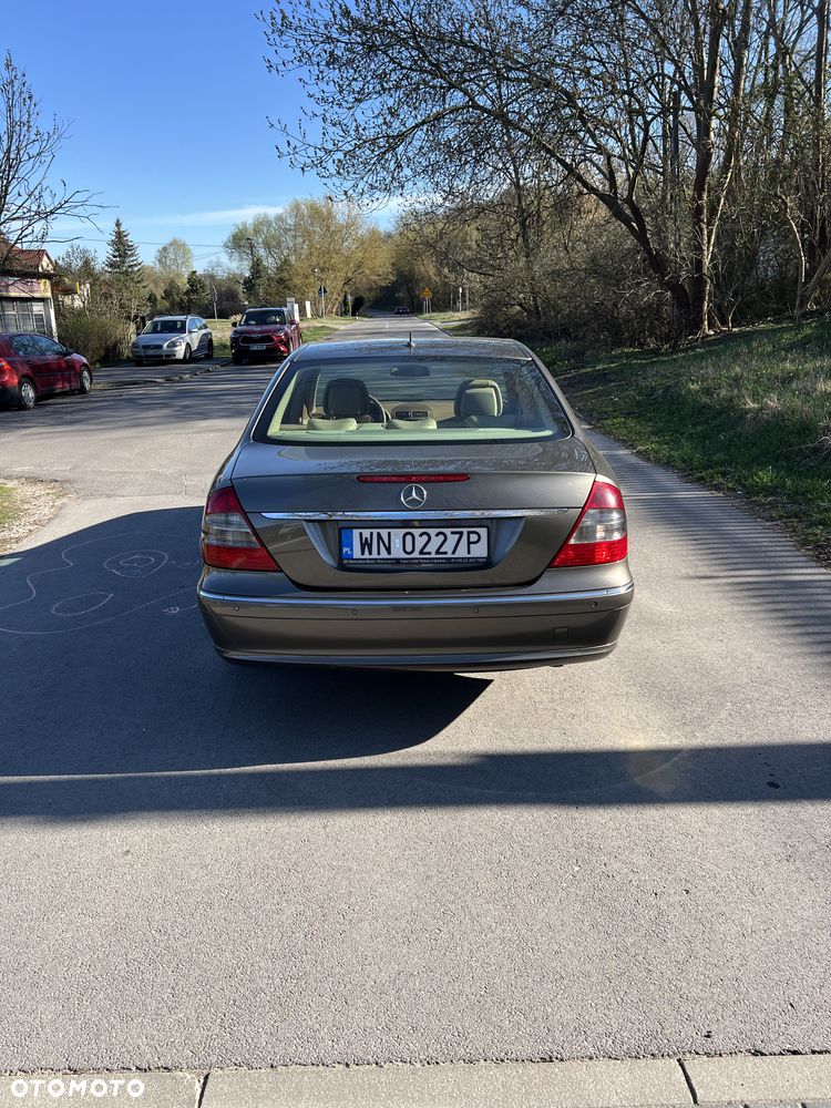 Mercedes-Benz Klasa E - 4