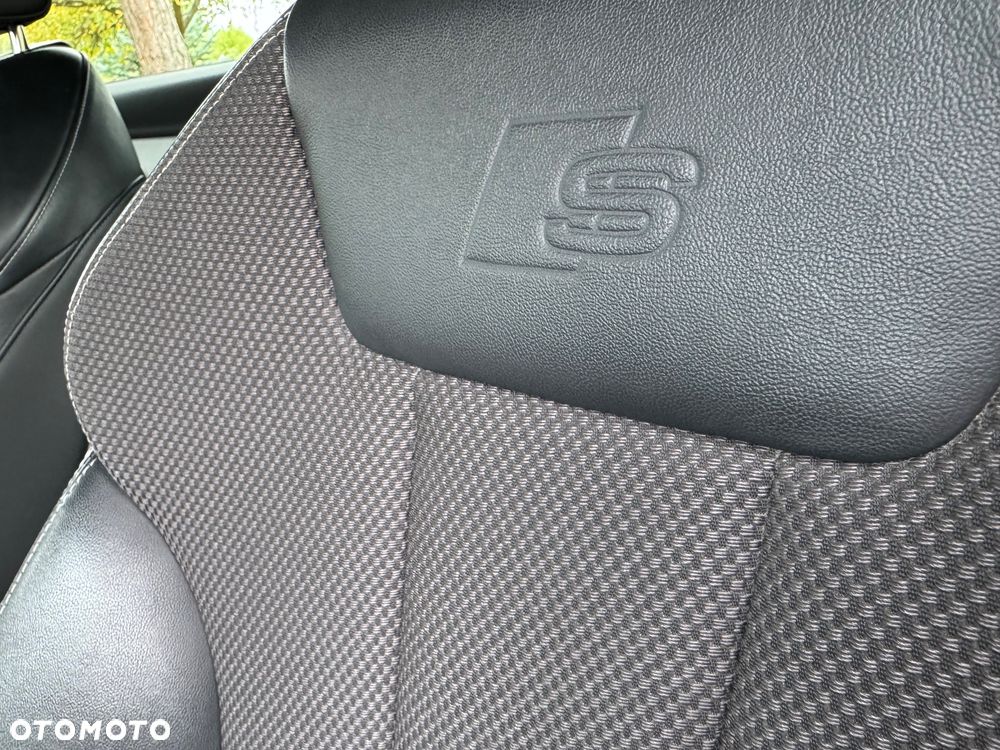 Audi A4 Avant 40 TDI S Line S tronic - 28