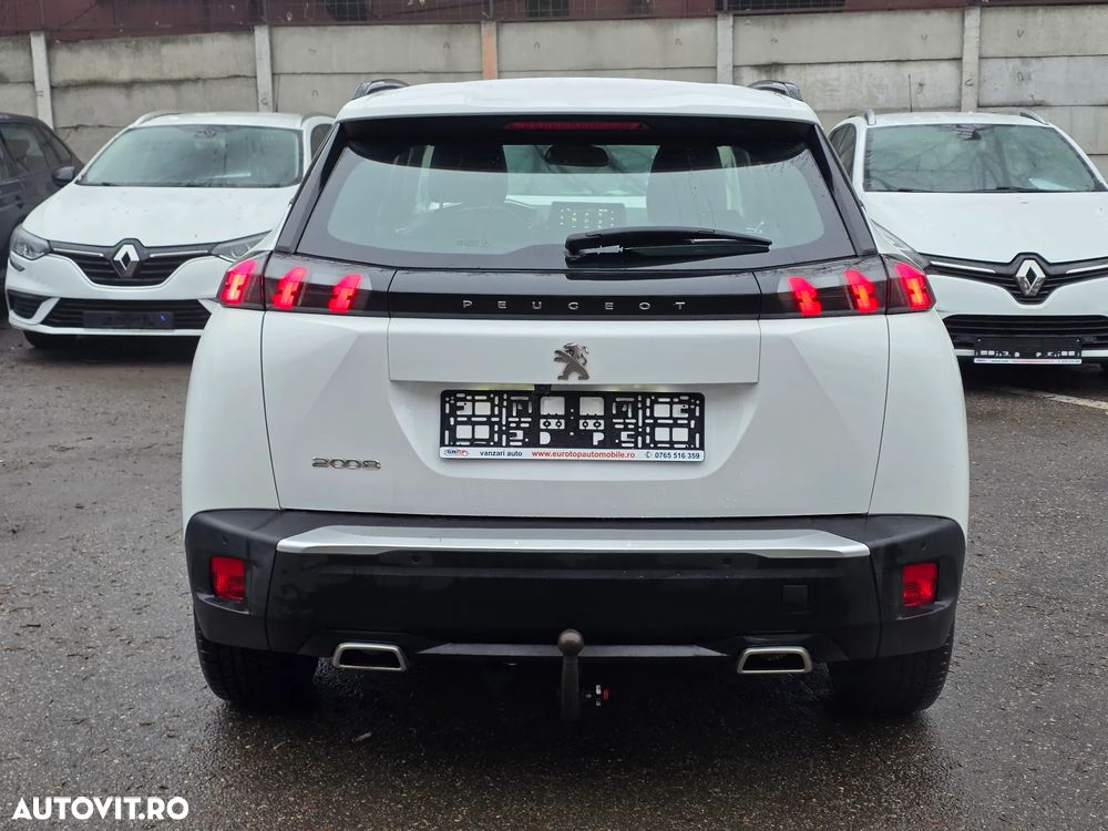Peugeot 2008 1.2 PureTech Turbo S&S Allure - 7