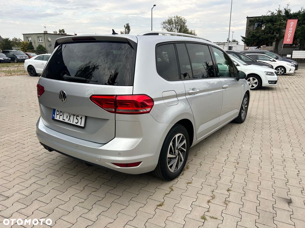 Volkswagen Touran 2.0 TDI BMT Highline DSG - 8
