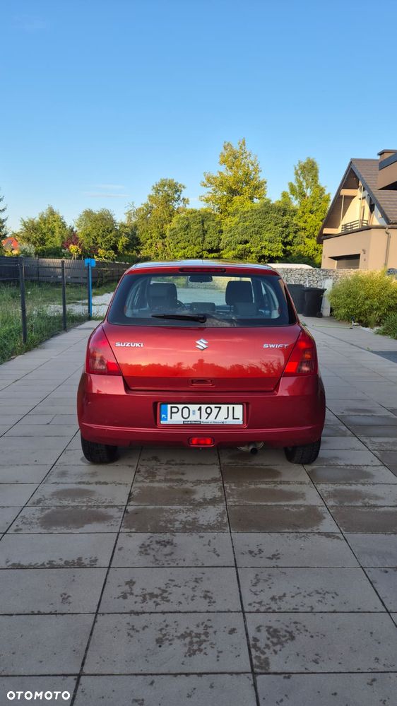 Suzuki Swift - 8