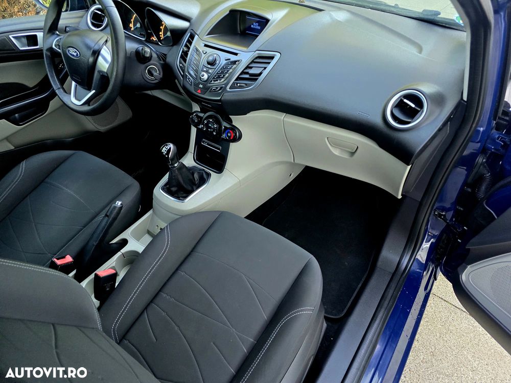 Ford Fiesta - 19
