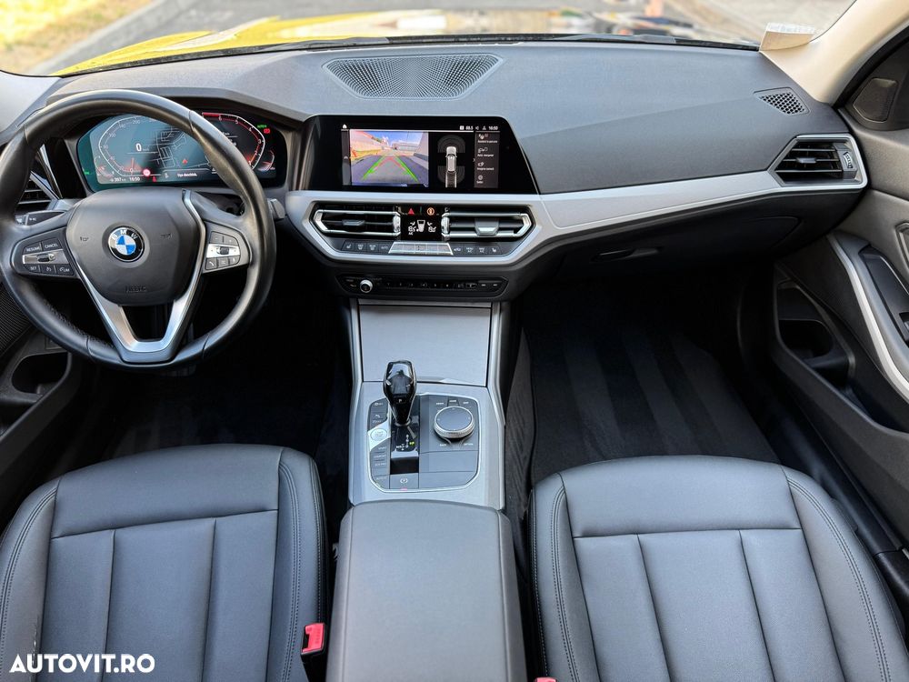 BMW Seria 3 320i AT - 1