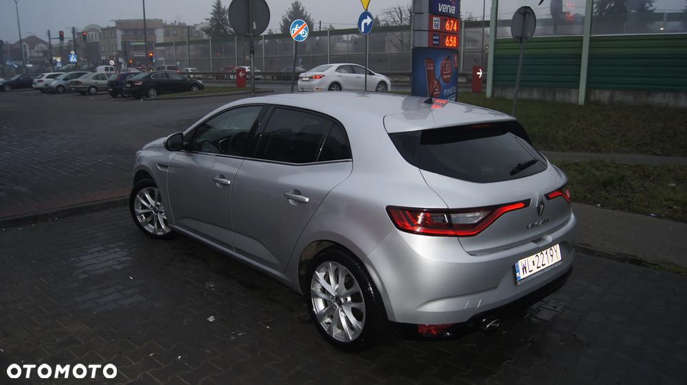 Renault Megane 1.2 Energy TCe Limited - 11