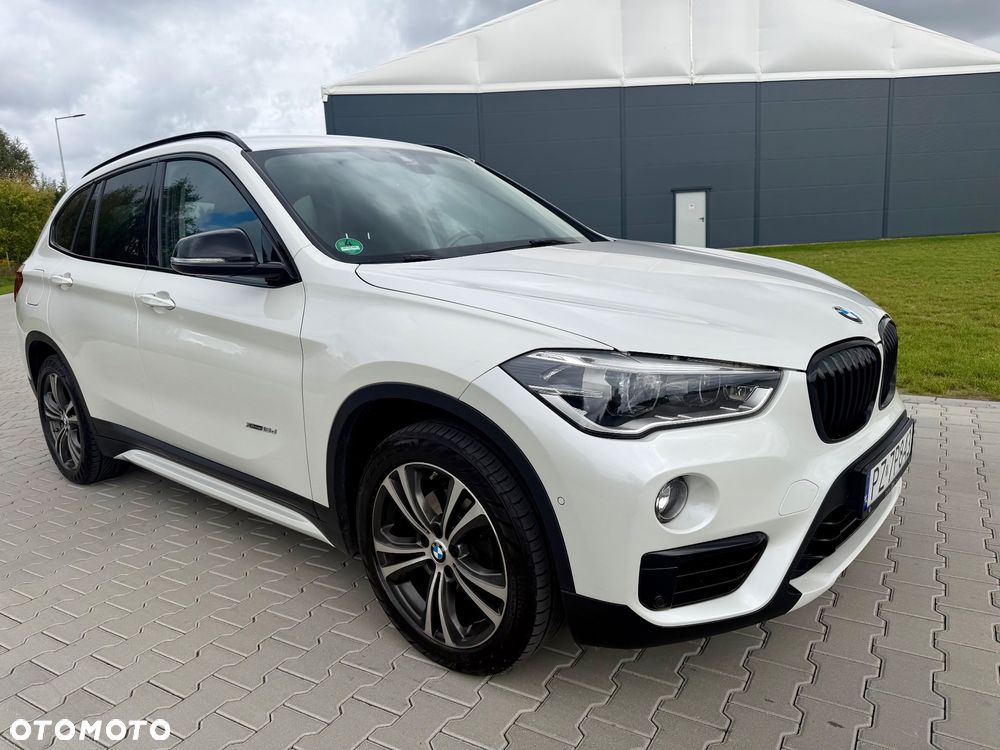 BMW X1 xDrive18d Sport - 9