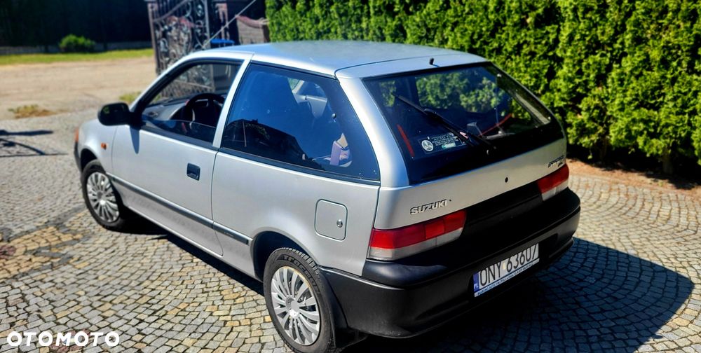Suzuki Swift - 4