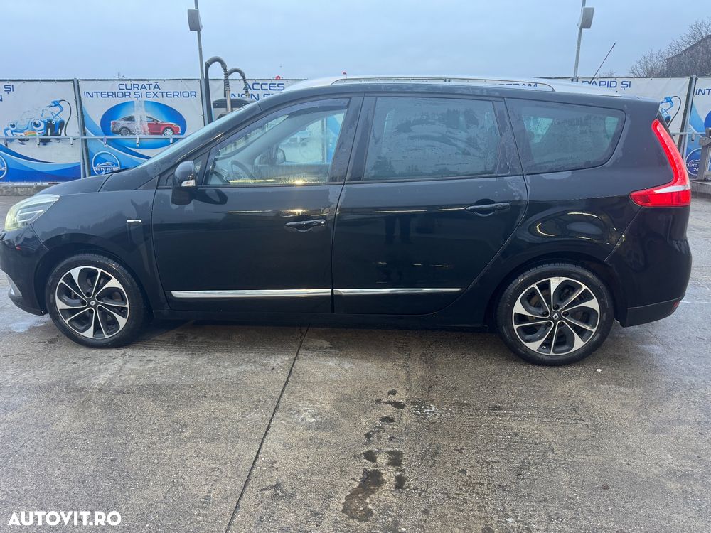 Renault Grand Scenic - 25
