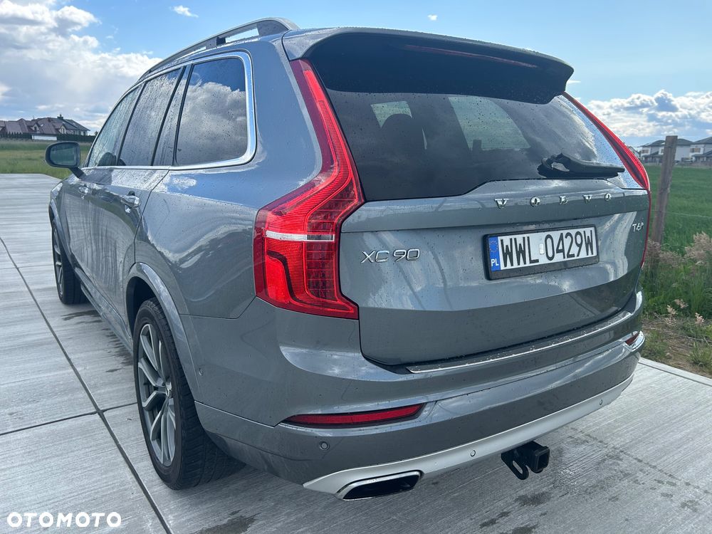 Volvo XC 90 T6 AWD Geartronic Momentum - 4