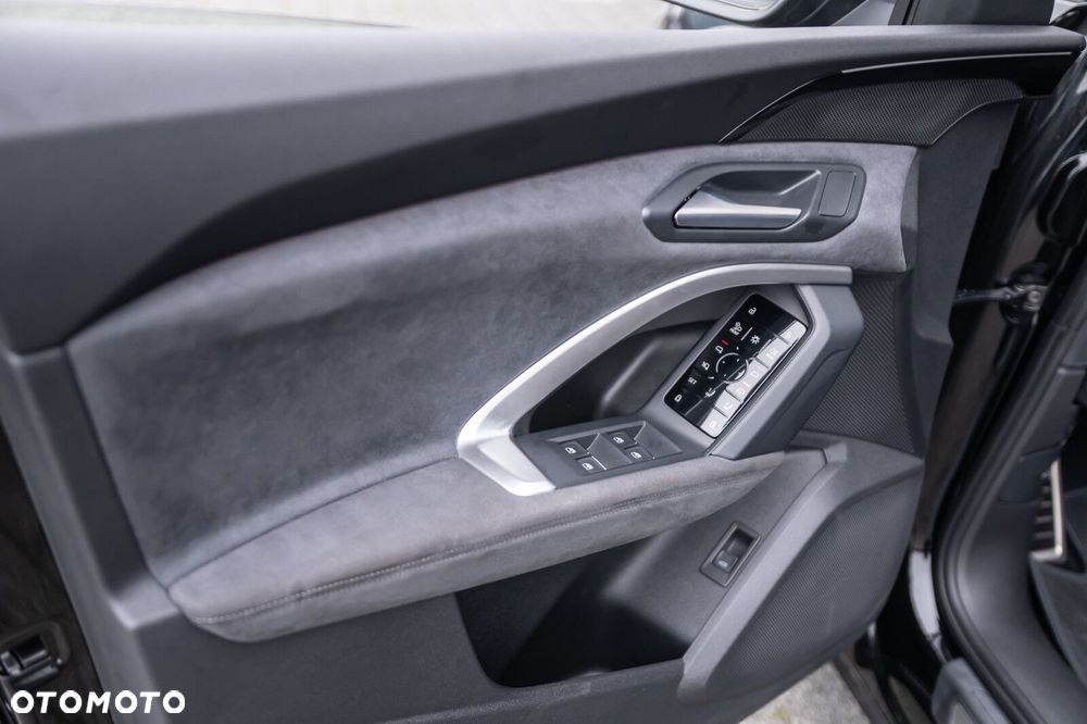 Audi Q5 Sportback - 15