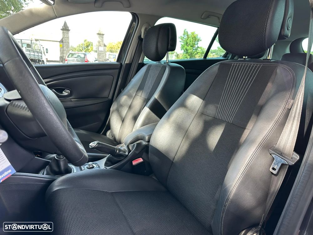 Renault Mégane Sport Tourer 1.5 dCi Dynamique S - 9