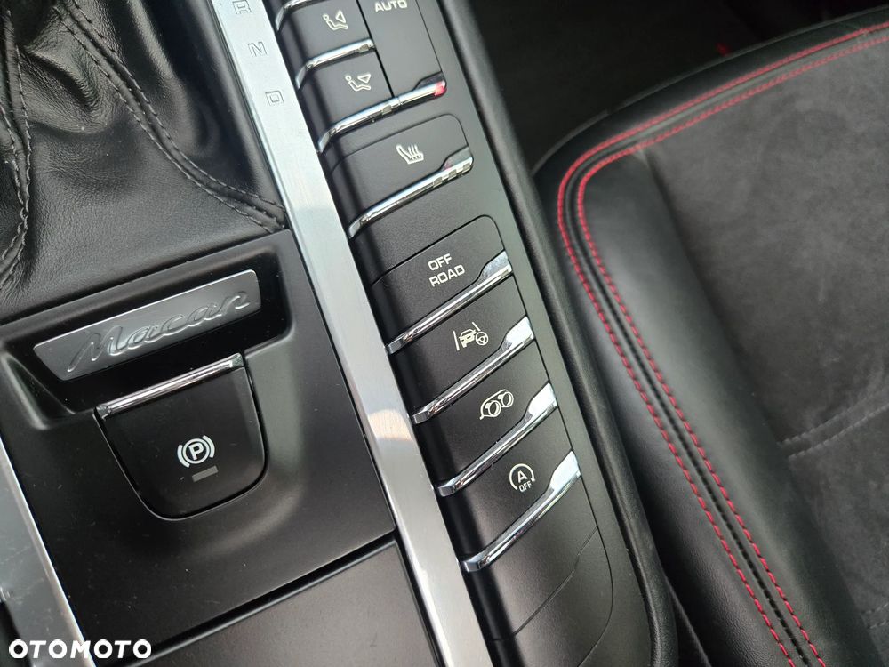 Porsche Macan GTS PDK - 37