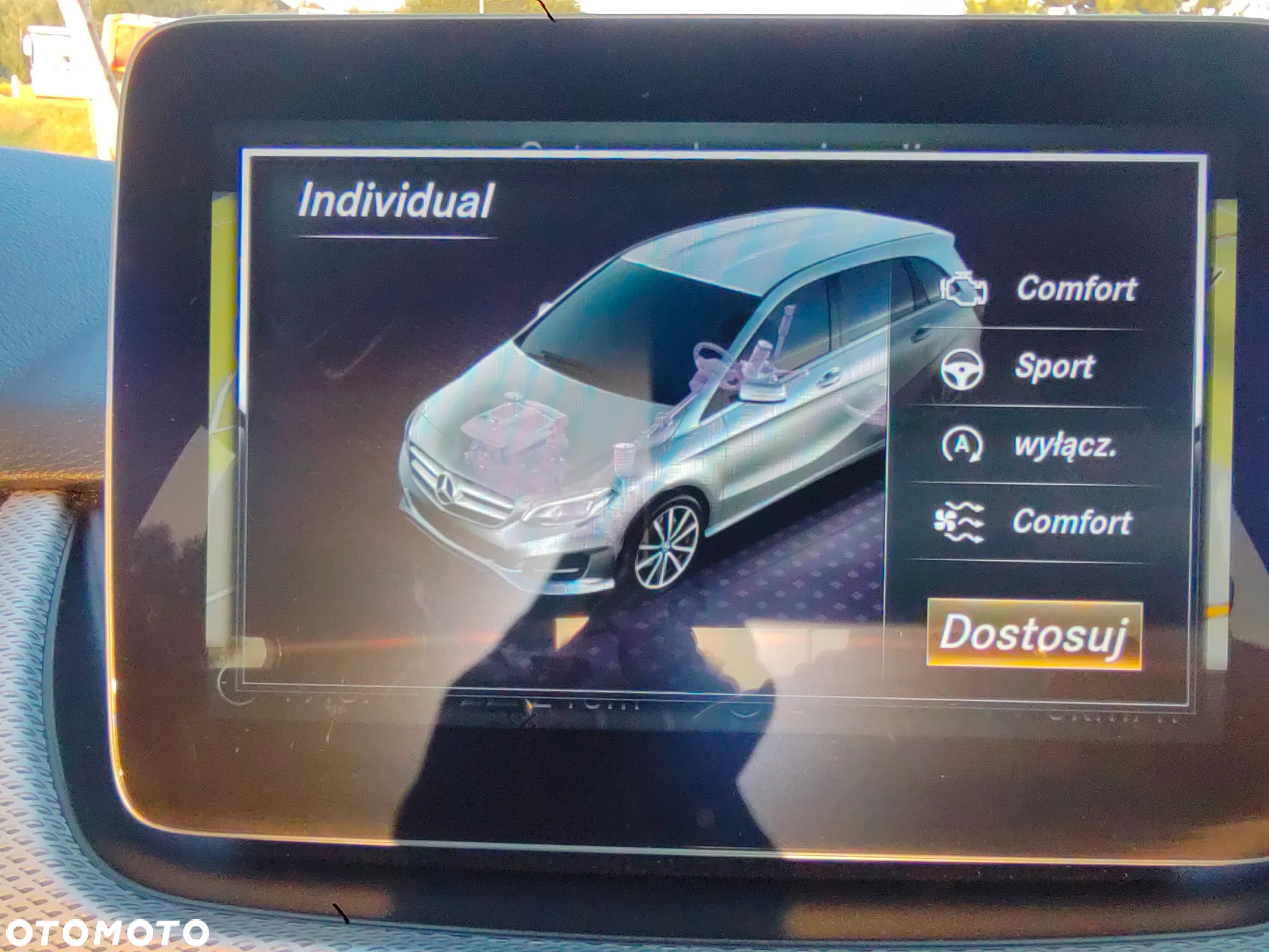 Mercedes-Benz Klasa B 200 7G-DCT Style - 30