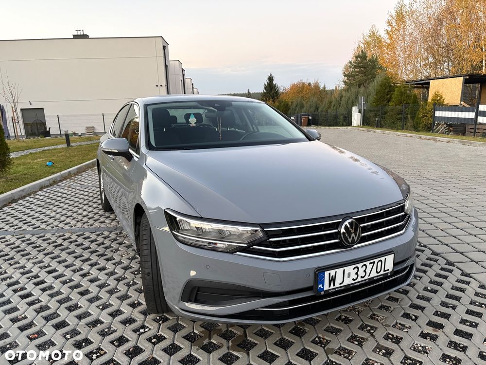 Volkswagen Passat - 5