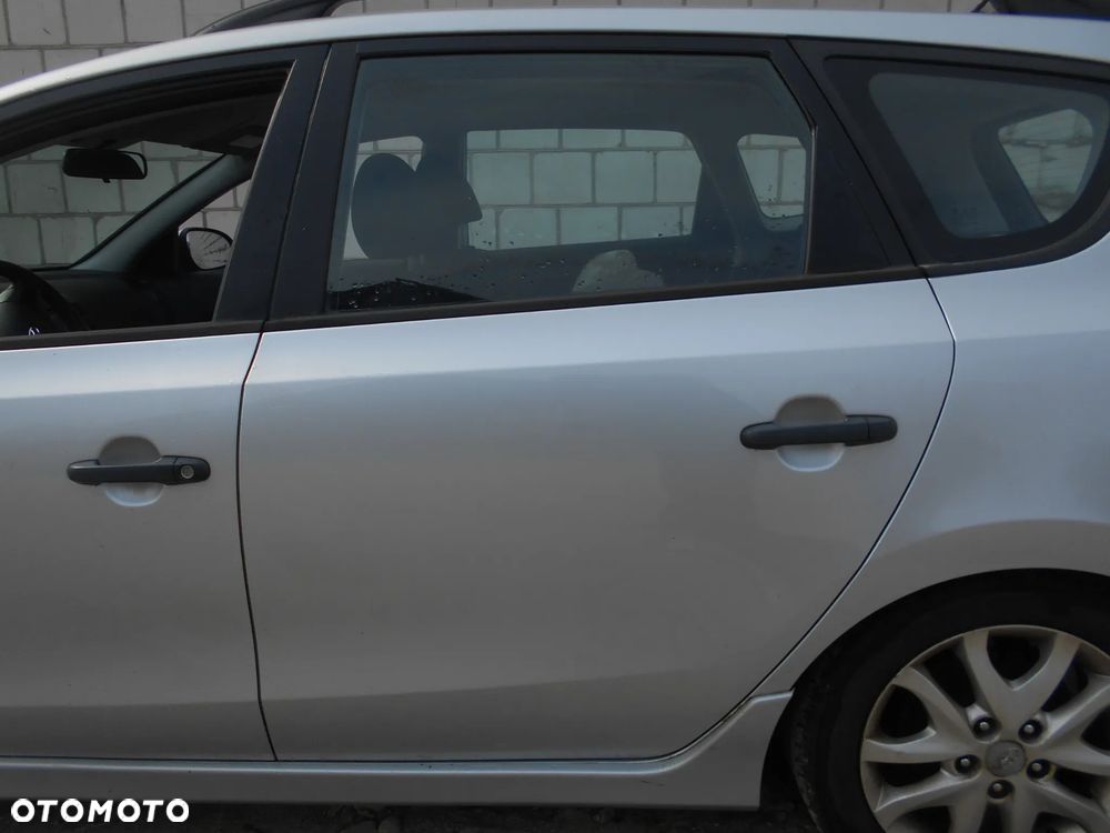 HYUNDAI I30 1.6 CRDI 90KM D4FB CW KOMBI 10ROK LIFT KOD LAKIERU 2R SILNIK SKRZYNIA BIEGOW MASKA BLOTNIK ZDERZAK LUSTERKO ZAWIESZENIE WSPOMAGANIE ELEKTRYCZNE TURBINA WTRYSKI ALTERNATOR ROZRUSZNIK KOMPRESOR KLIMATYZACJI FOTEL PODSUFITKA - 10