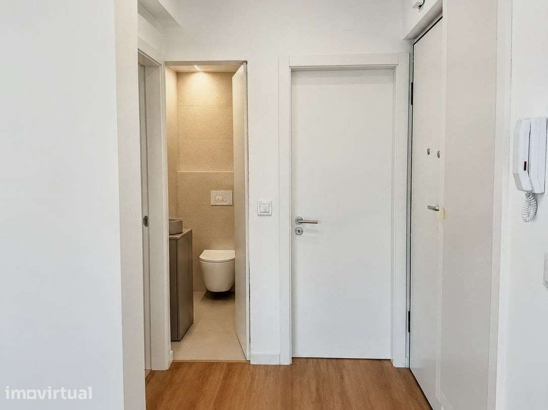 T3 Remodelado em Carnaxide | Sala de 40 m² e Duas Varandas - Grande imagem: 4/23