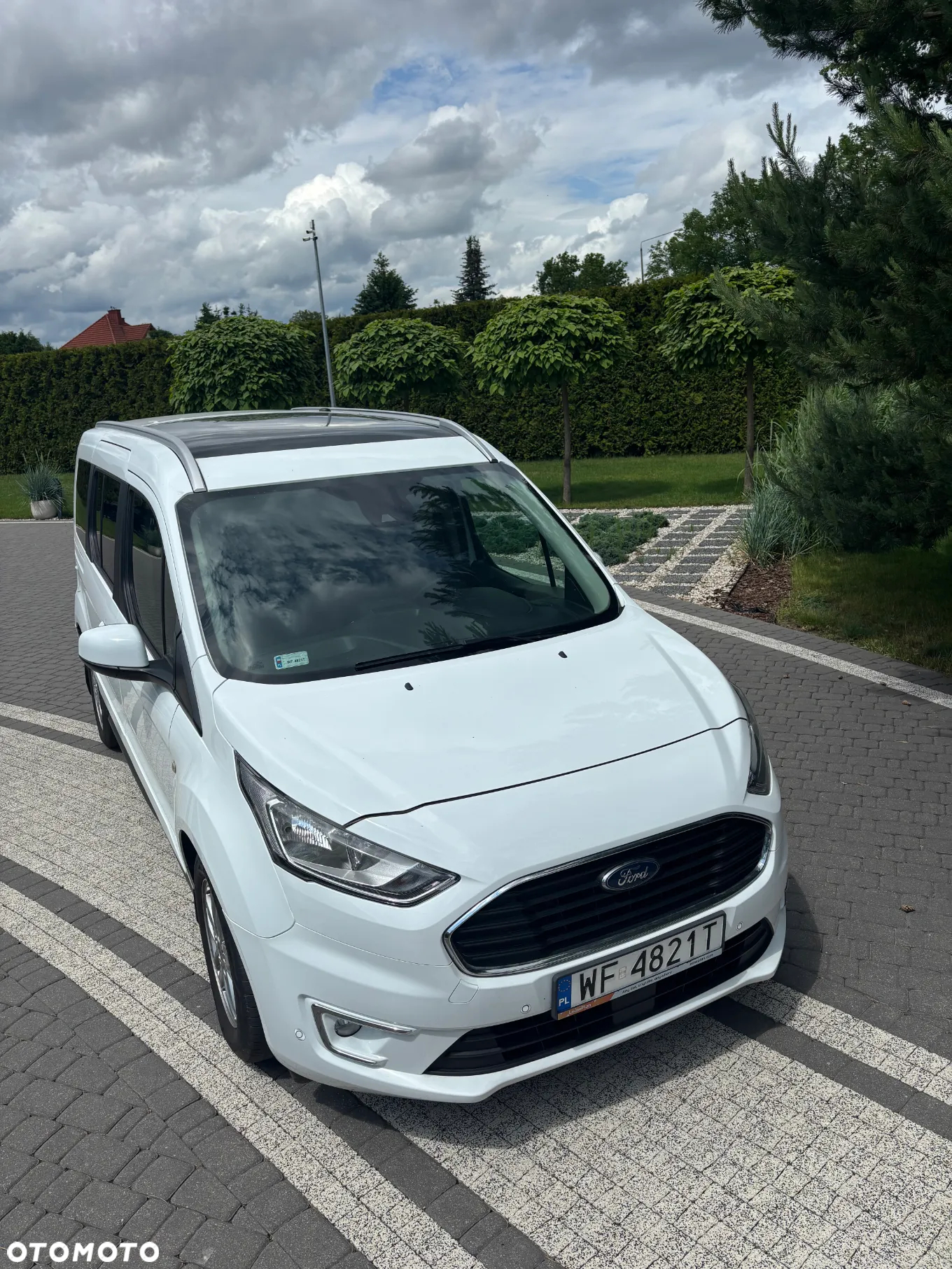 Ford Tourneo Connect Gr 1.5 TDCi Titanium - 2