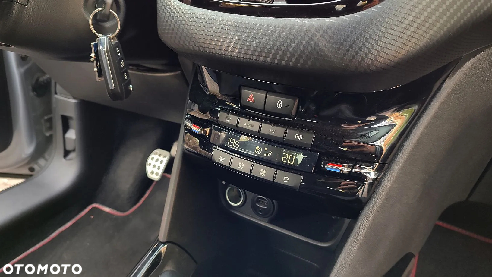Peugeot 2008 PureTech 110 Stop&Start GT-Line Edition - 28
