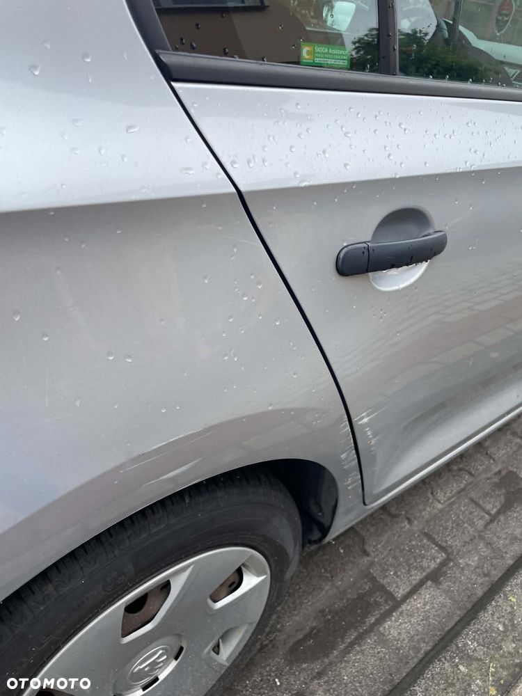 Skoda RAPID 1.6 TDI DPF Active - 16