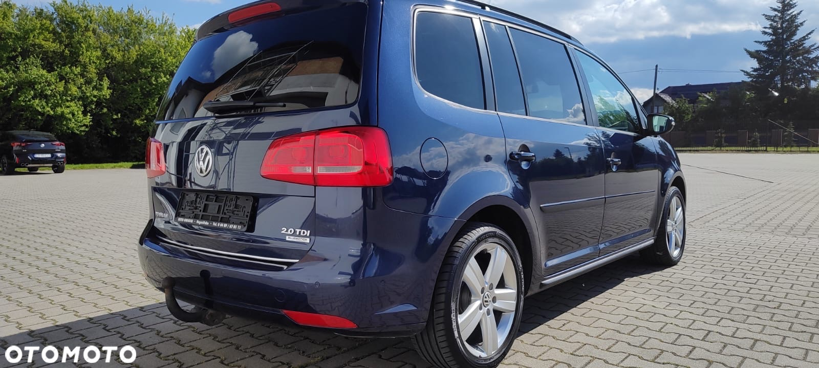Volkswagen Touran 2.0 TDI DPF BlueMotion Technology Comfortline - 8