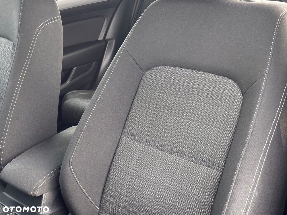 Volkswagen Passat Variant - 15