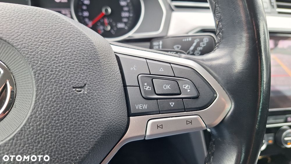 Volkswagen Passat 1.6 TDI SCR DSG Comfortline - 31