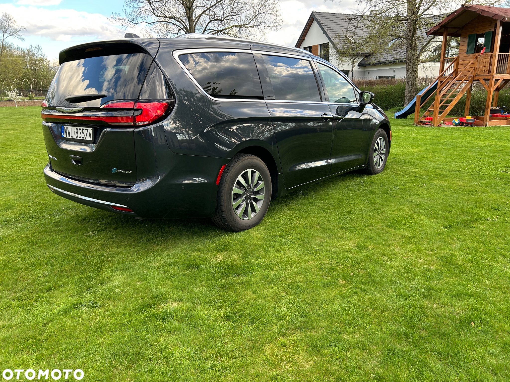 Chrysler Pacifica - 9
