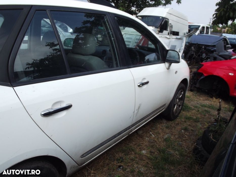 Usa Kia Carens 2006-2013 usi fata spate stanga dreapta dezmembrez - 1