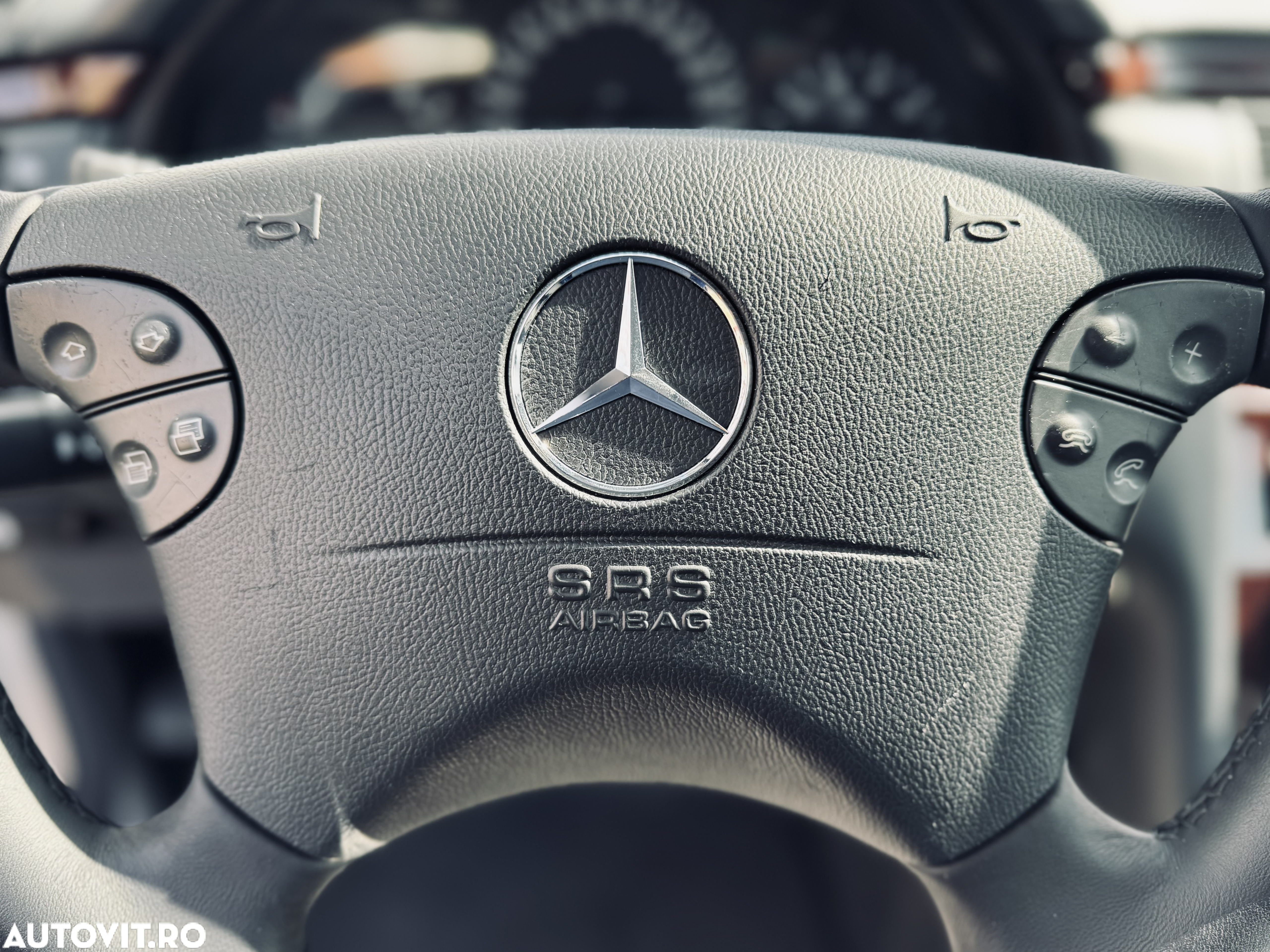 Mercedes-Benz E - 14