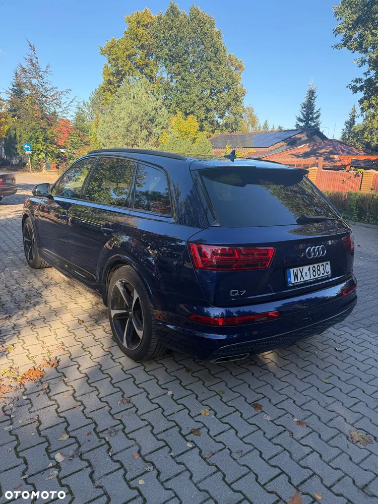 Audi Q7 - 7