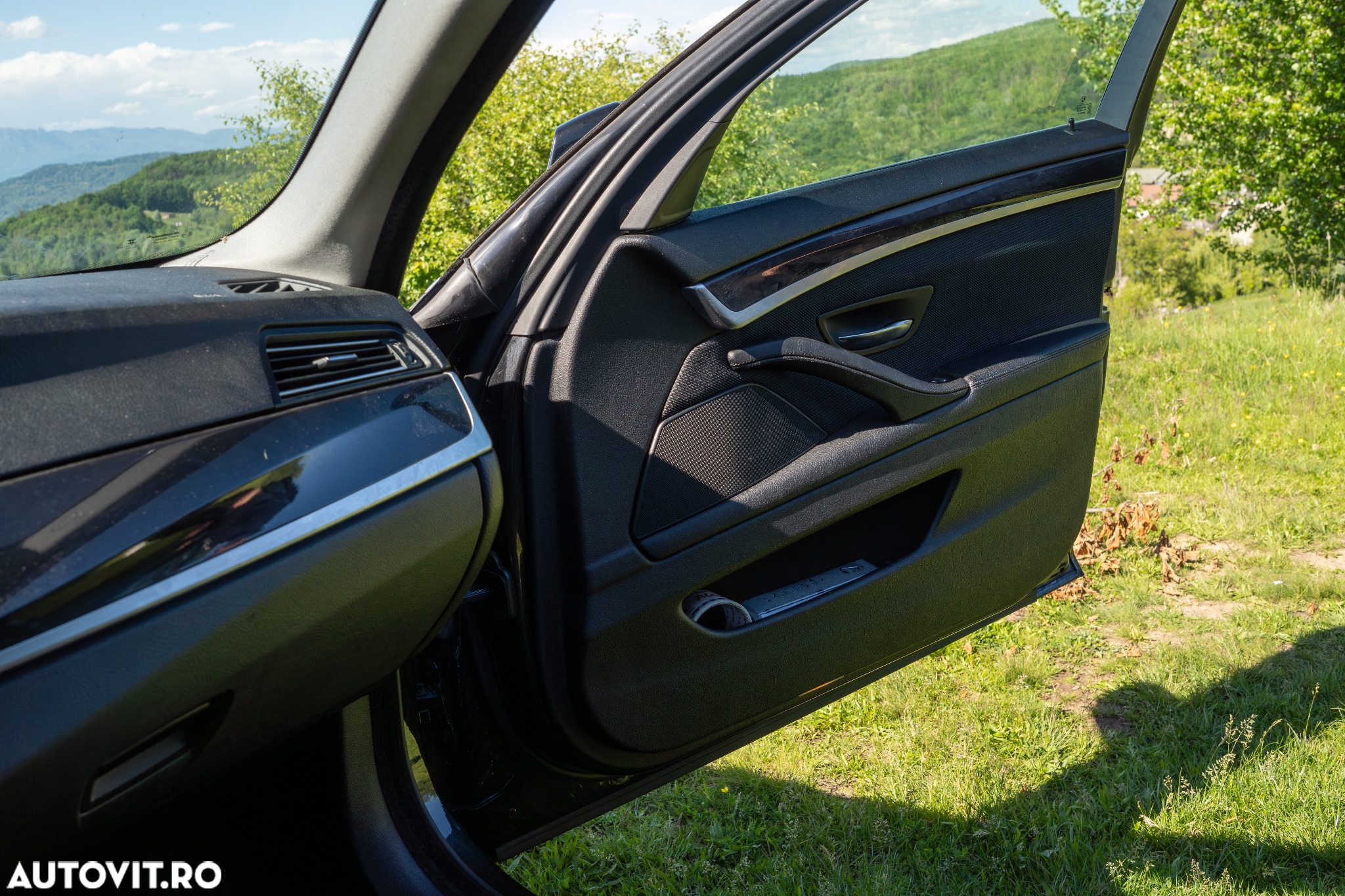 BMW Seria 5 520d Aut. Luxury Line - 16