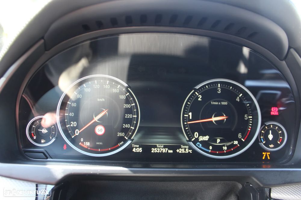 BMW X6 40 d xDrive Pack M - 26