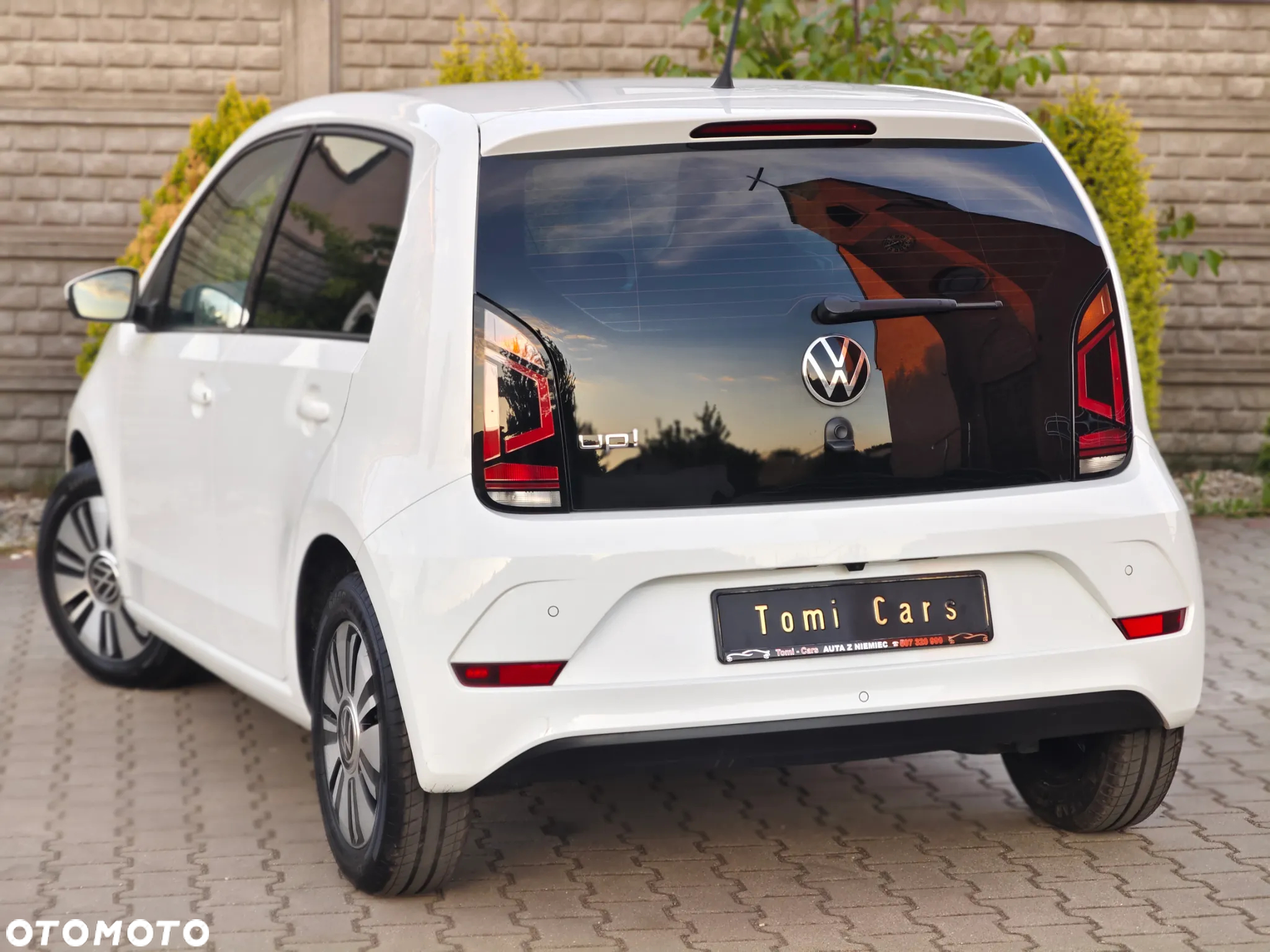 Volkswagen up! 1.0 White Style - 28