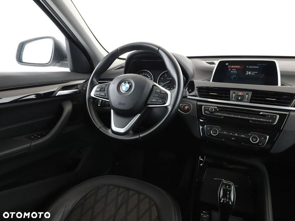 BMW X1 xDrive20d xLine - 17