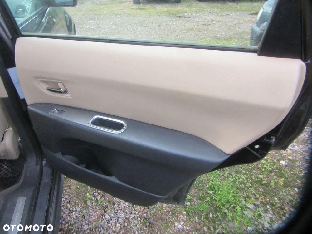 DESKA ROZDZIELCZA KOKPIT PODUSZKI PASY Subaru Tribeca 2007 Wszystkie części - 15