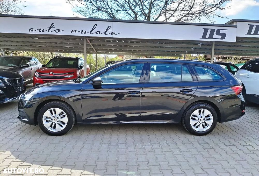 Skoda Octavia 2.0 TDI DSG Ambition - 3