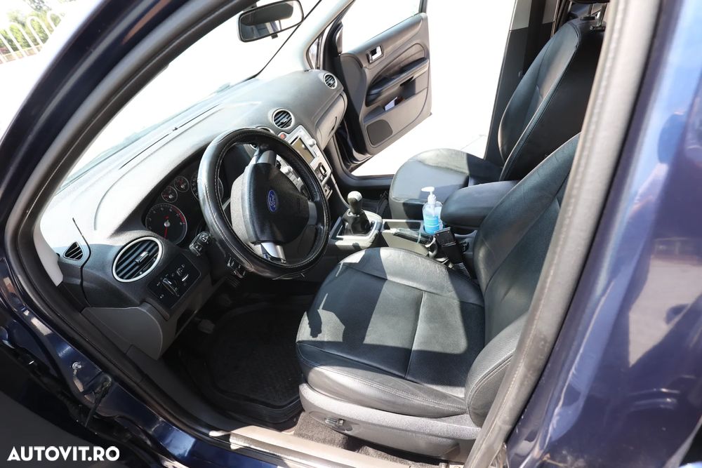 Ford Focus 1.6 Ti-VCT Trend - 10