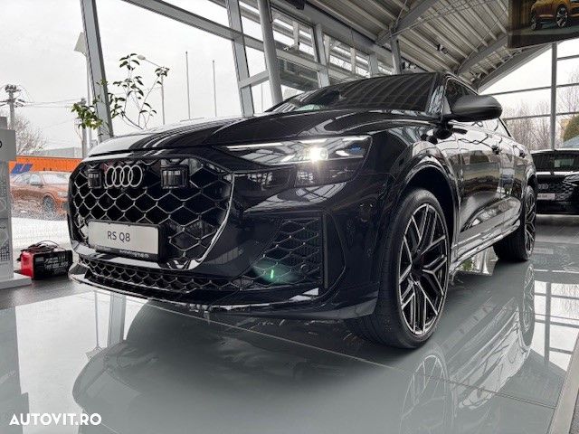 Audi RS Q8 - 9
