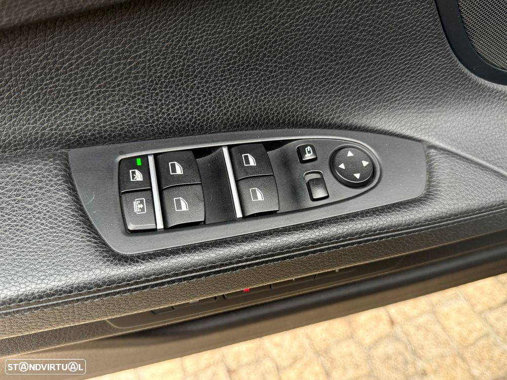 BMW 740 d Pack M - 19