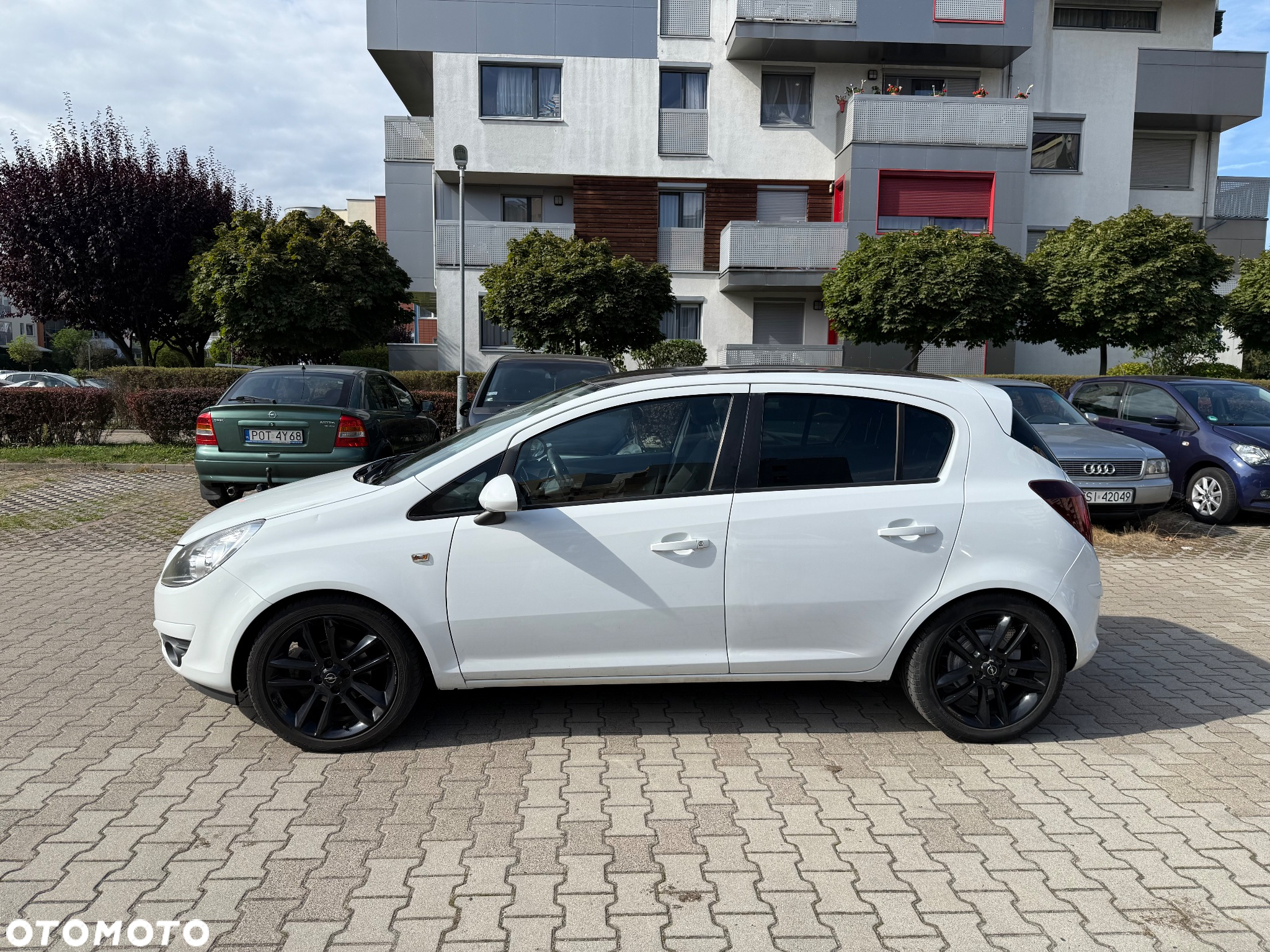 Opel Corsa 1.4 16V Sport - 4