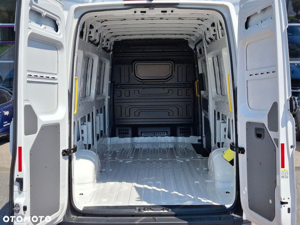Volkswagen Crafter - 10