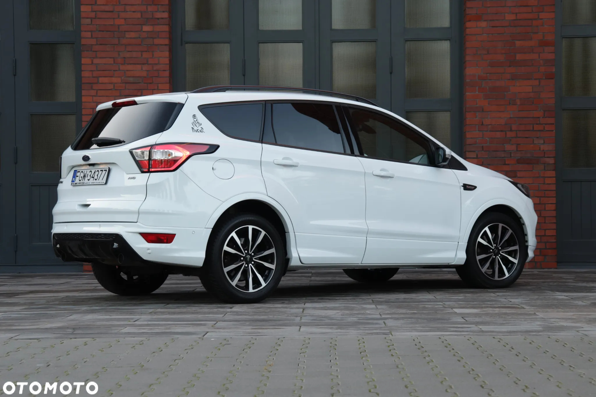 Ford Kuga 2.0 EcoBlue 4x4 ST-LINE - 12
