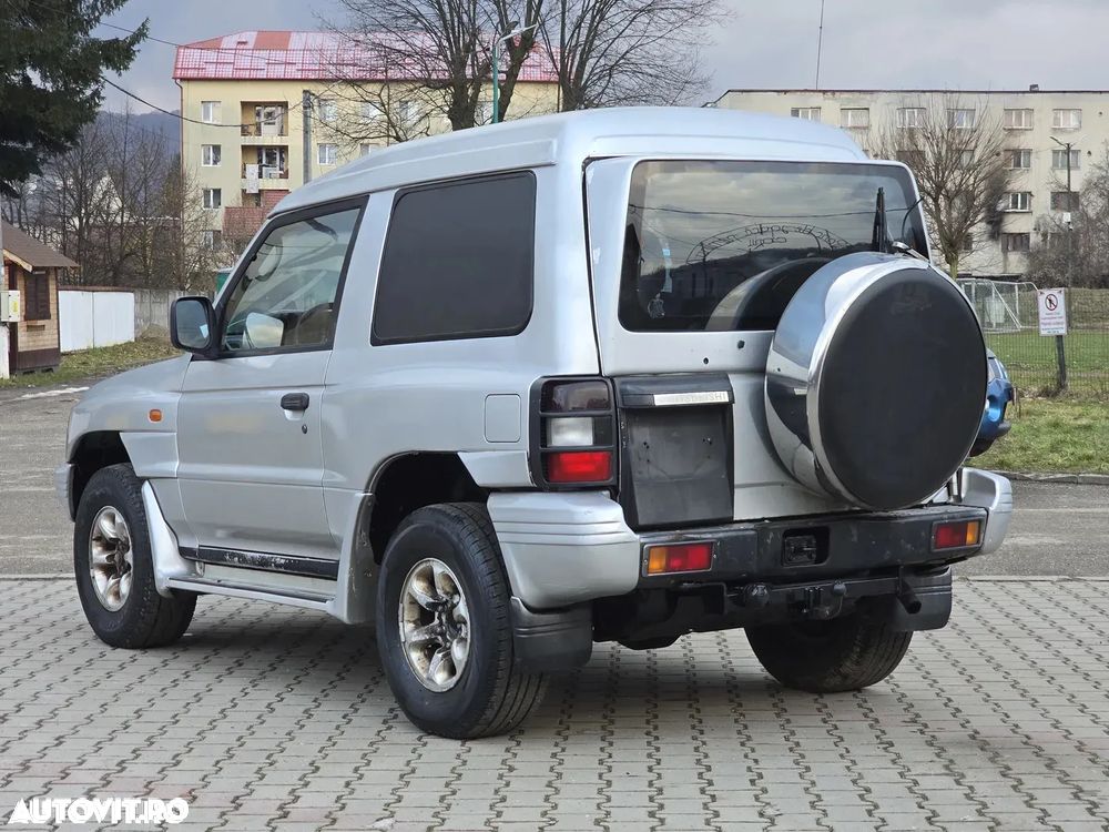 Mitsubishi Pajero Sport 2.5 TD+ Instyle - 2