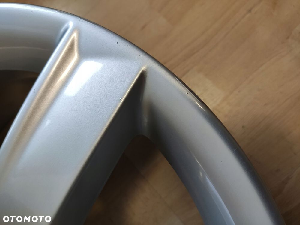 audi q5 felga alu 17 cali 8r0071497a et37 - 4