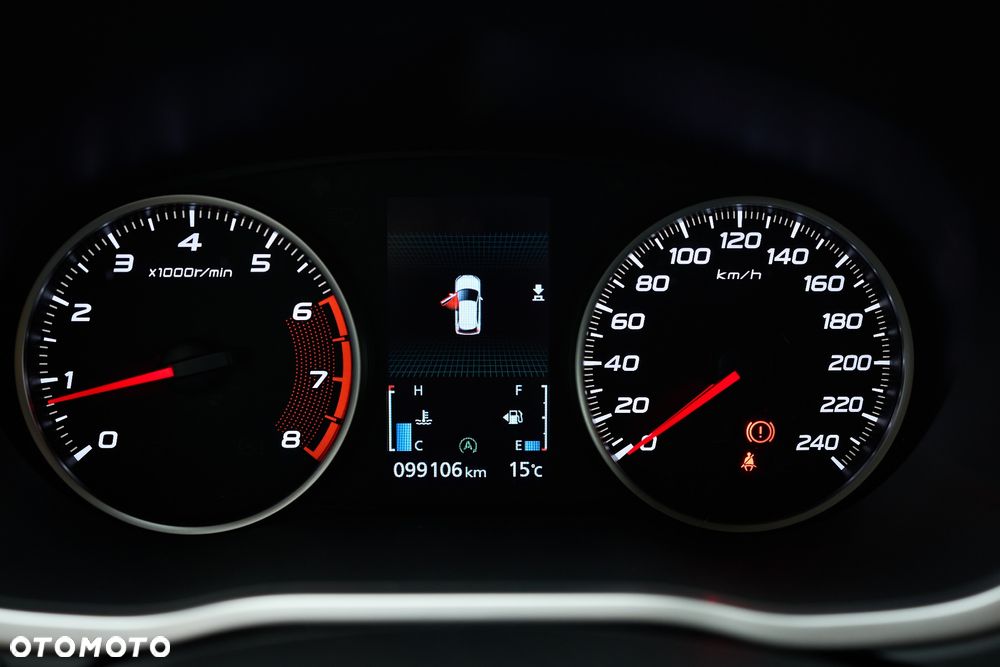 Mitsubishi Eclipse Cross - 17