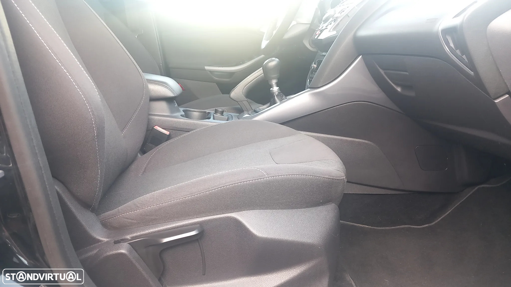 Ford Focus SW 1.6 TDCi Titanium - 18