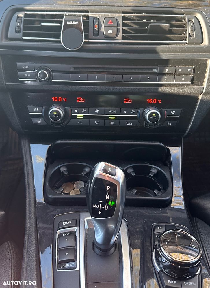 BMW Seria 5 525d xDrive Aut. - 11