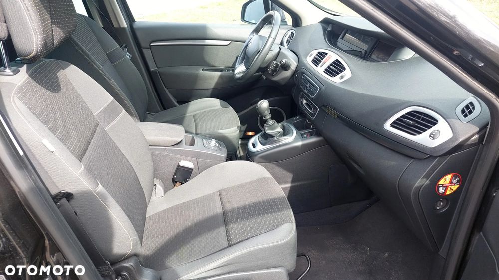 Renault Scenic - 6